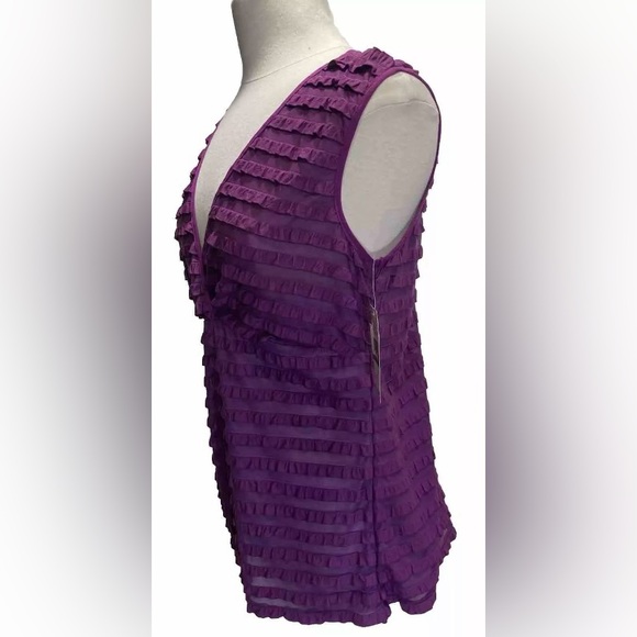John Paul Richard Magenta Rocker-Chic Ruffled Sleeveless Top (Orig $44) Sz L-NWT - Picture 2 of 9